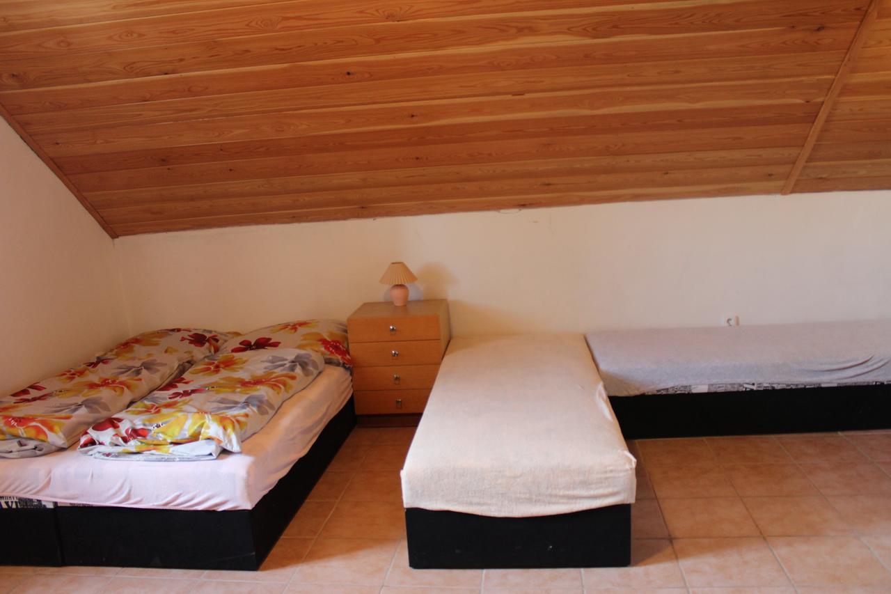 Vinarstvi Bician Appartement Vrbovec Buitenkant foto